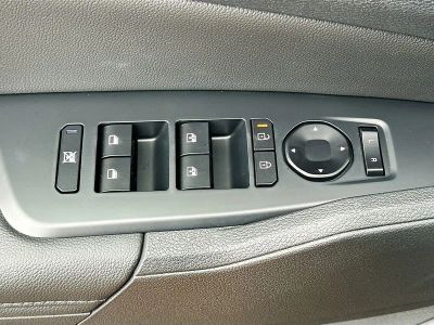 2026 Kia Sportage — photo 17 view
