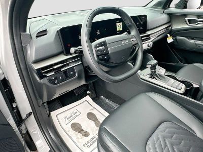 2026 Kia Sportage — photo 9 view
