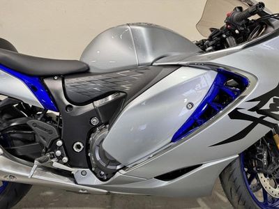 2025 Suzuki Hayabusa - Photo 10