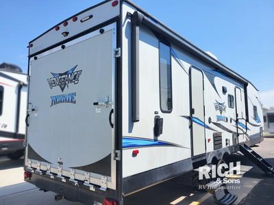 2019 Forest River Vengeance Rogue - Photo 3