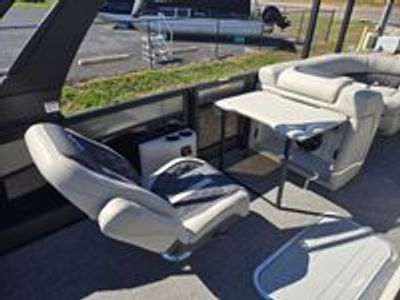 2026 Barletta Lusso L23UC - Photo 13