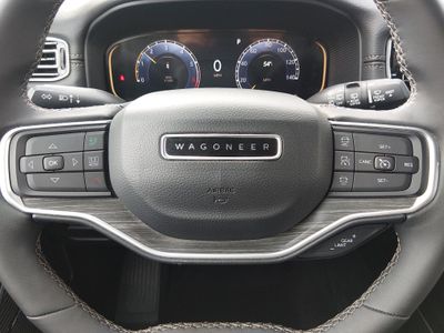 2024 Jeep Wagoneer L - Photo 12