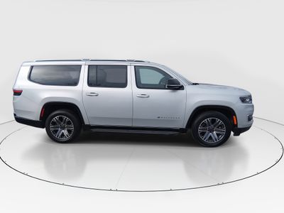 2024 Jeep Wagoneer L - Photo 8