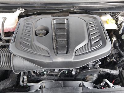 2024 Jeep Wagoneer L - Photo 9
