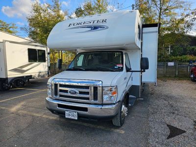 2018 Forest River RV Forester - Photo 5