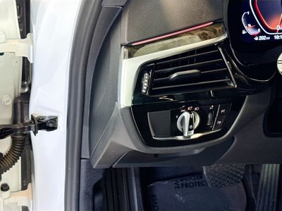 2023 BMW 5 Series - Photo 13