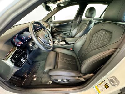 2023 BMW 5 Series - Photo 5