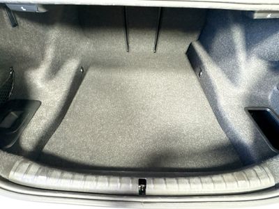 2023 BMW 5 Series - Photo 25