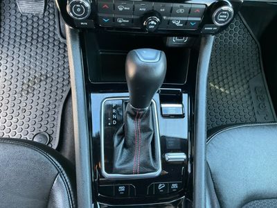 2023 Jeep Compass — photo 12 view