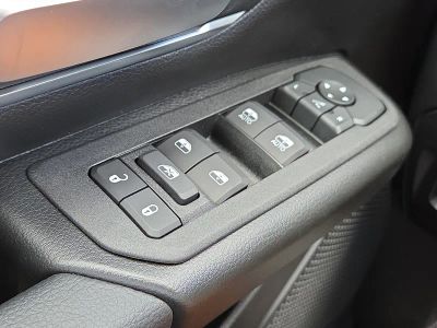 2026 Ram 1500 — photo 25 view