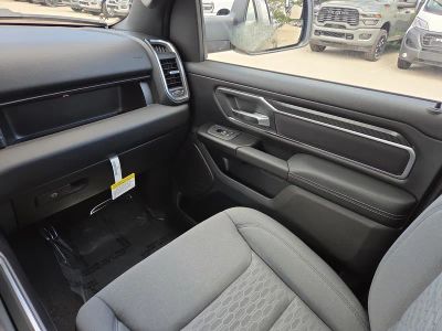 2026 Ram 1500 — photo 17 view