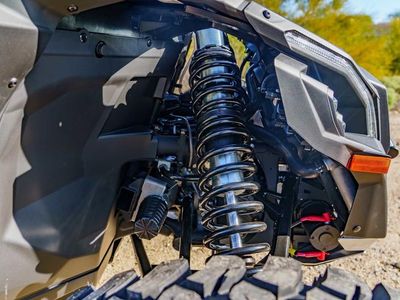 2026 Can-Am Maverick X3 X rc Turbo RR 72 - Photo 10