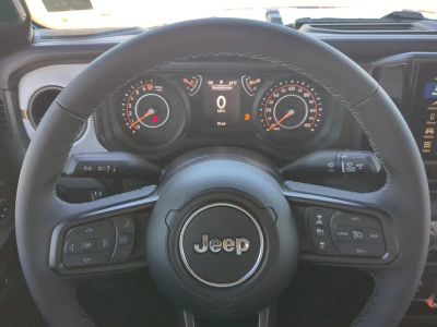 2026 Jeep Gladiator — photo 27 view