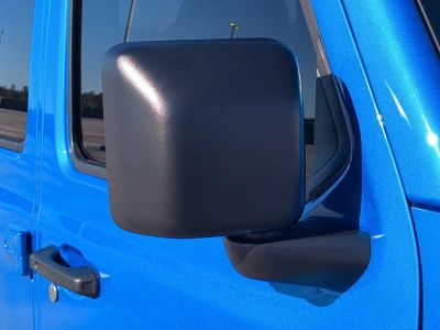 2026 Jeep Gladiator — photo 12 view