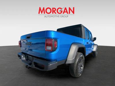 2026 Jeep Gladiator — detail view