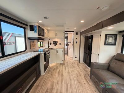 2026 Venture RV Stratus - Photo 13