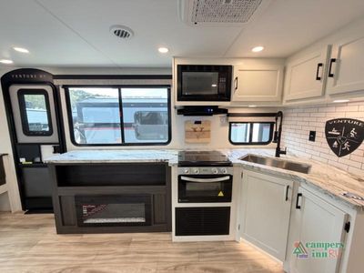 2026 Venture RV Stratus - Photo 15