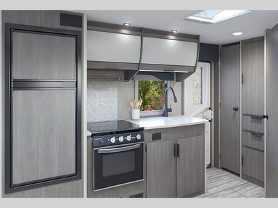 2022 Lance Lance Travel Trailers - Photo 2