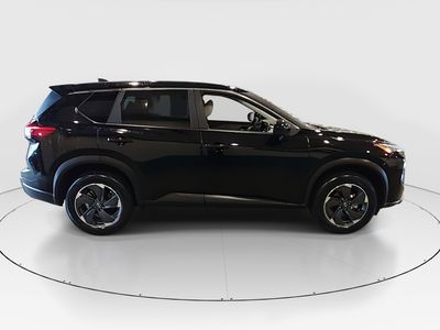 2025 Nissan Rogue - Photo 8