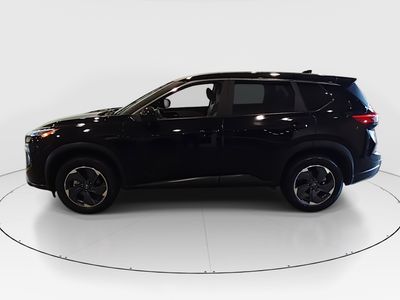 2025 Nissan Rogue - Photo 4