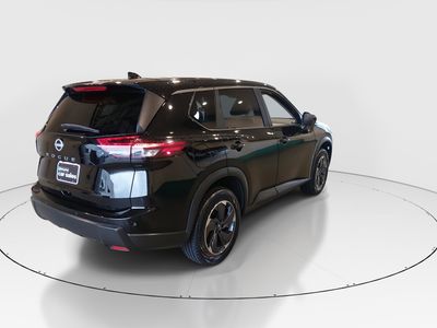 2025 Nissan Rogue - Photo 7
