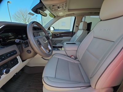 2023 GMC Yukon - Photo 9