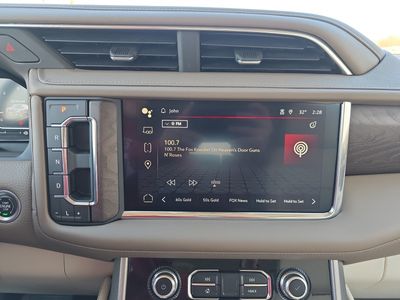 2023 GMC Yukon - Photo 11