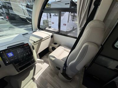 2026 Thor Motor Coach Vegas - Photo 12
