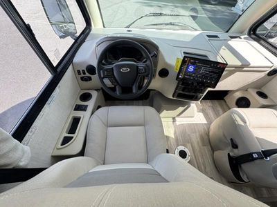 2026 Thor Motor Coach Vegas - Photo 13