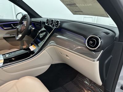 2026 Mercedes-Benz GLC — photo 26 view