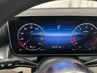 2026 Mercedes-Benz GLC — photo 12 view