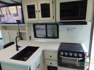 2025 Coachmen RV Northern Spirit Ultra Lite — photo 23 view