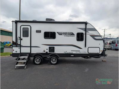 2025 Coachmen RV Northern Spirit Ultra Lite — front three-quarter view