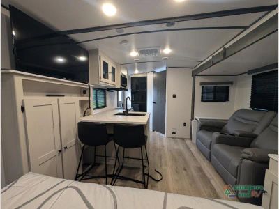 2025 Coachmen RV Northern Spirit Ultra Lite — photo 7 view