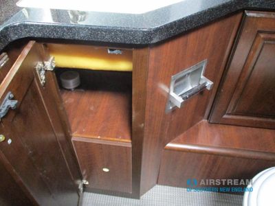 2016 Airstream Classic - Photo 46