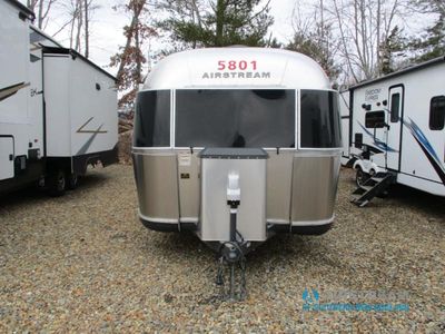 2016 Airstream Classic - Photo 1