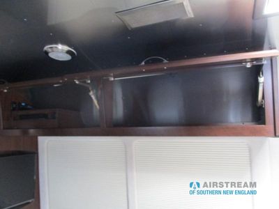 2016 Airstream Classic - Photo 13