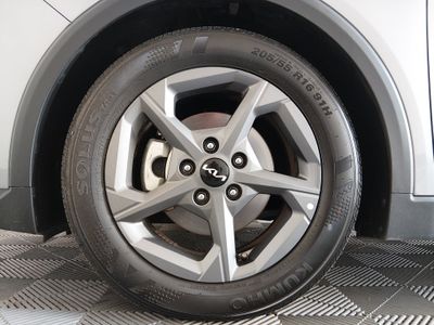 2025 Kia K4 - Photo 10