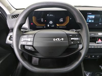 2025 Kia K4 - Photo 12