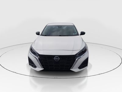 2025 Nissan Altima — side profile view