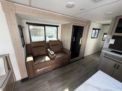 2026 Grand Design Imagine XLS - Photo 11