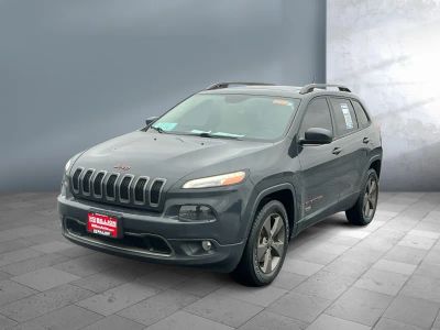 2016 Jeep Cherokee — front three-quarter view