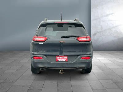 2016 Jeep Cherokee — detail view