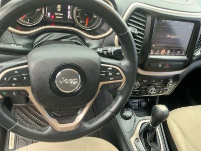 2016 Jeep Cherokee — photo 14 view