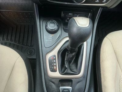 2016 Jeep Cherokee — photo 12 view