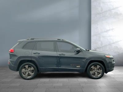 2016 Jeep Cherokee — photo 7 view