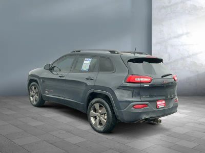 2016 Jeep Cherokee — interior view