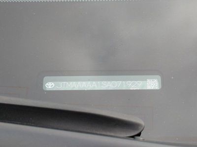 2025 Toyota bZ4X - Photo 18