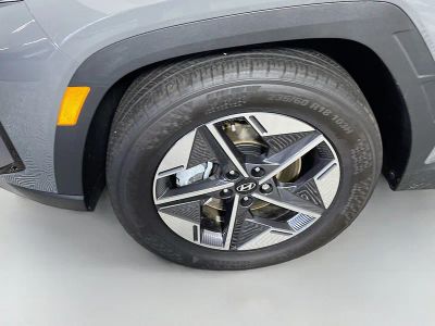 2025 Hyundai Tucson — photo 11 view