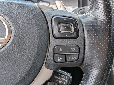 2019 Lexus RC — photo 23 view